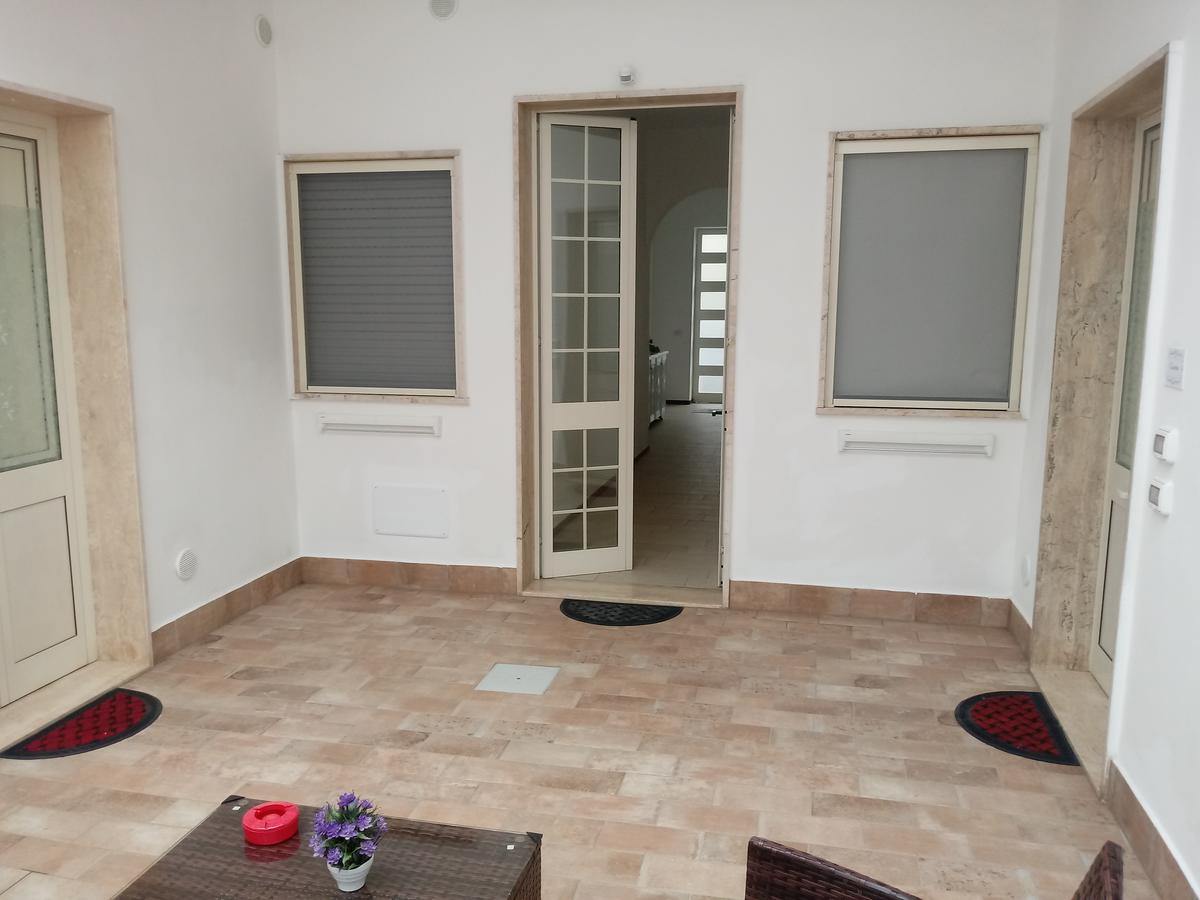 Case Vacanza Via Mozart Porto Cesareo Esterno foto