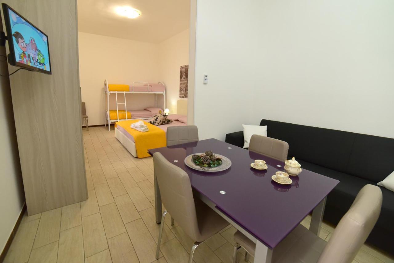 Case Vacanza Via Mozart Porto Cesareo Esterno foto